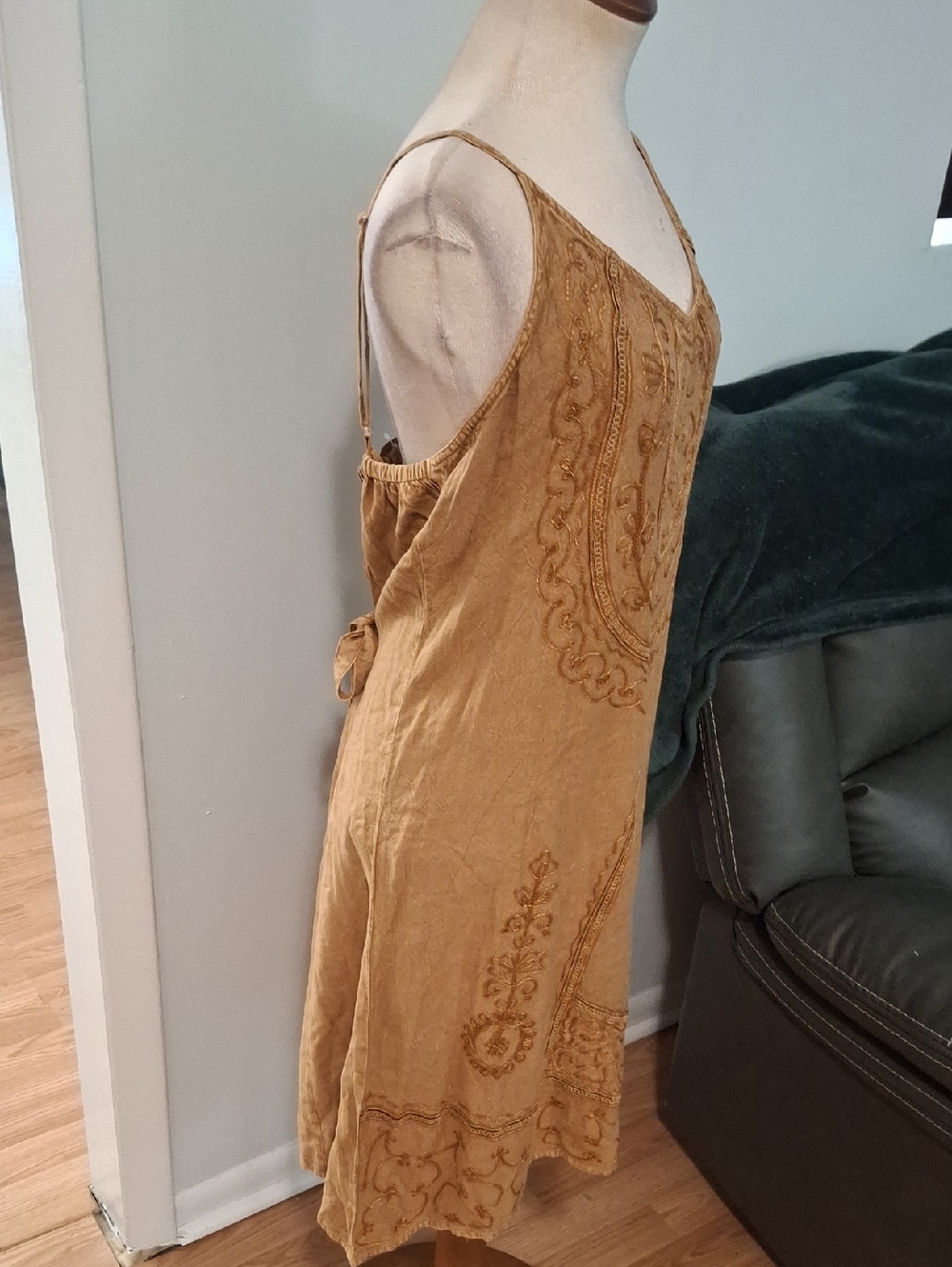 Earthbound-Embroidered Tan Spaghetti-Strap Dress- W Sz XL - Picture 4 of 11
